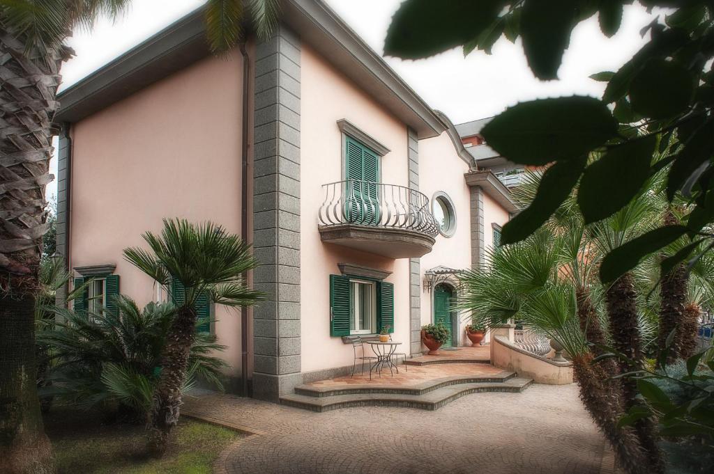 Villa Laura Cisterna di Latina Exterior photo